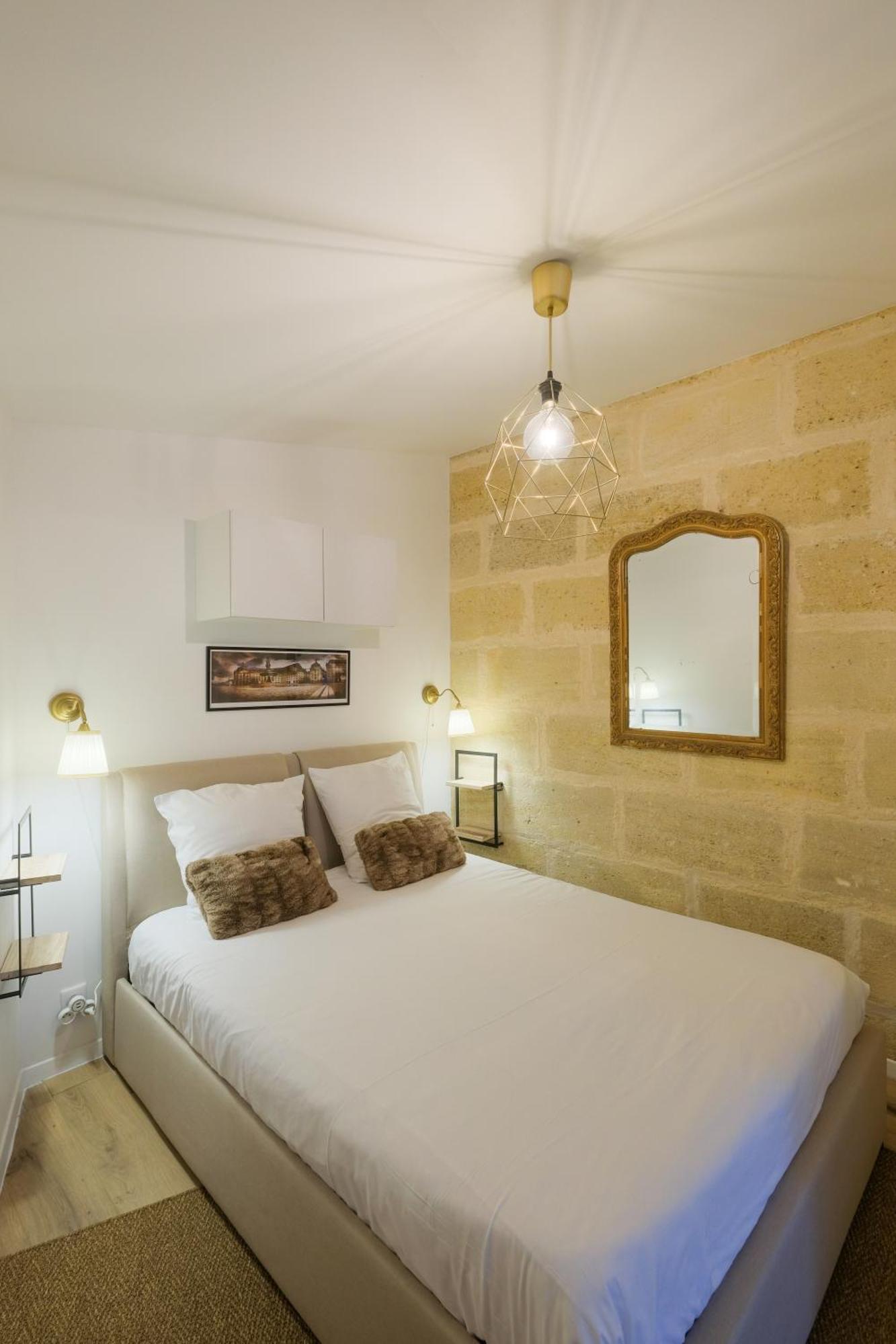 Les Suites D'Alienor, Suite Cosy Pessac Dış mekan fotoğraf