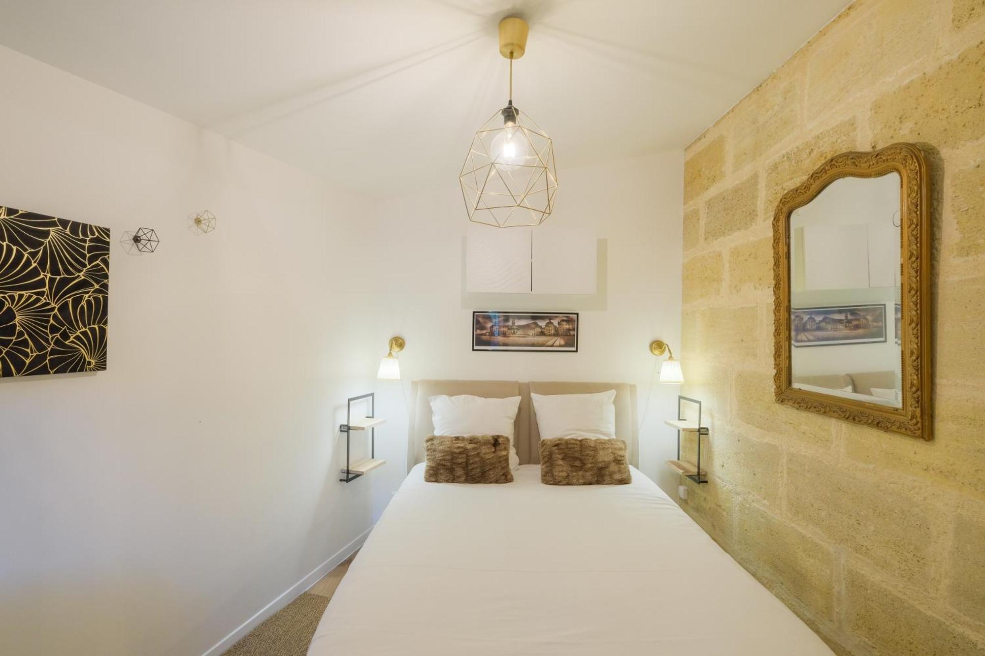 Les Suites D'Alienor, Suite Cosy Pessac Dış mekan fotoğraf